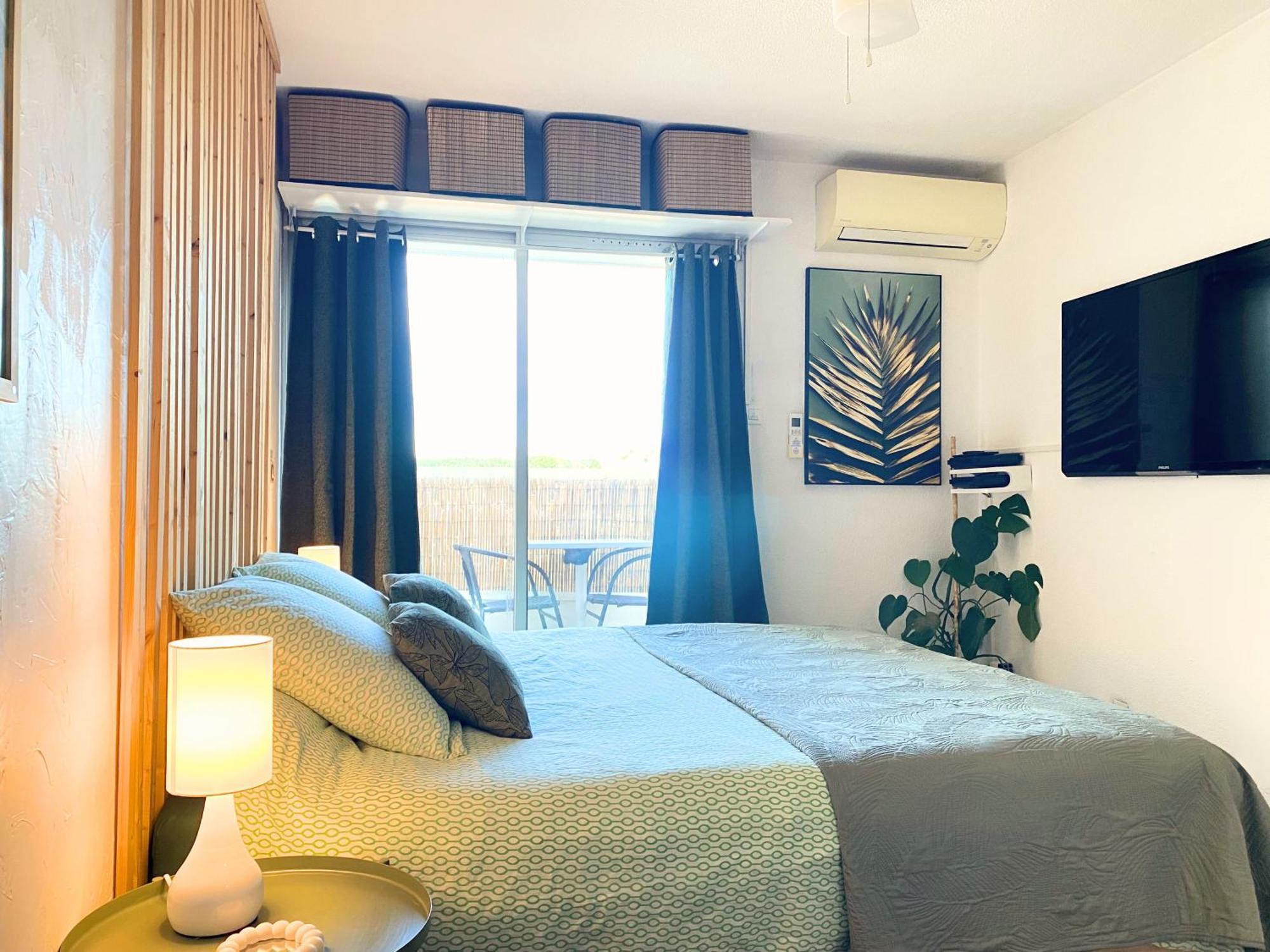NEW - Studio cosy - Plages à 5min - Parking privé - WIFI - Commerces au pied du bâtiment La Grande-Motte Exterior foto